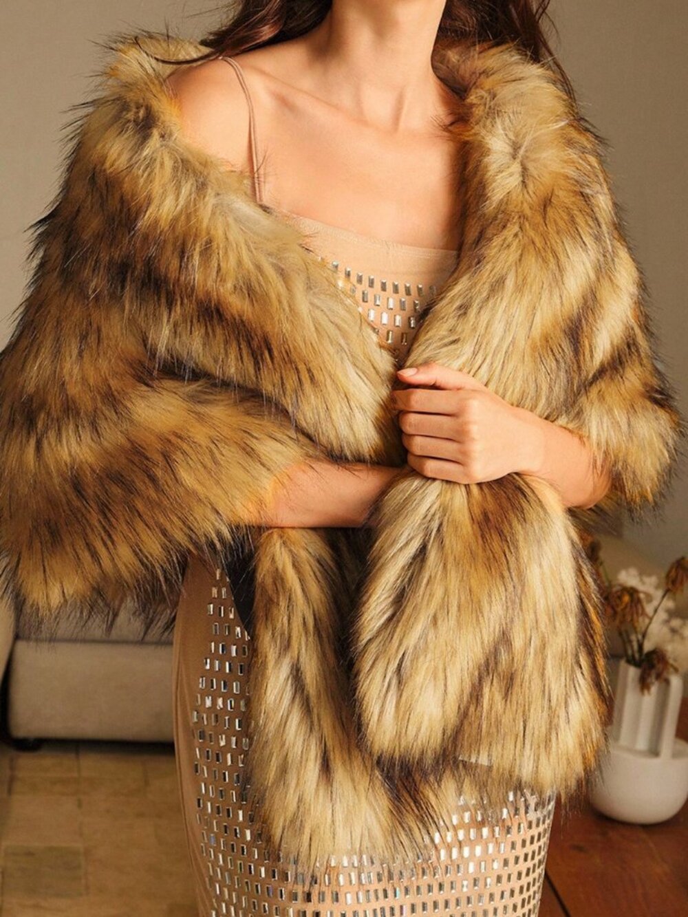 Brown Casual Women's Faux Fur Shawl - Picture 5 of 8